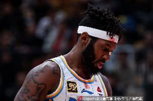 媒体人：纳托尔&amp;杰曼的表现堪称灾难 北京国内球员也显得格外疲惫